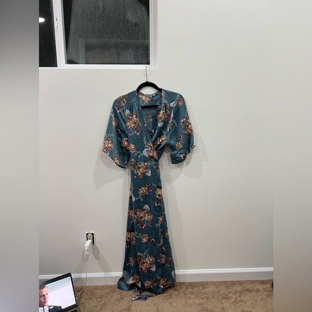 BLUE FLORAL TIE UP DRESS